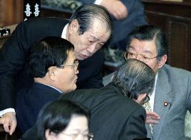 Ruling bloc split over LDP presidential race